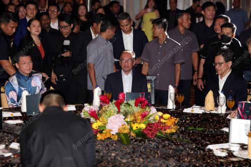 DATUK SERI ANWAR IBRAHIM