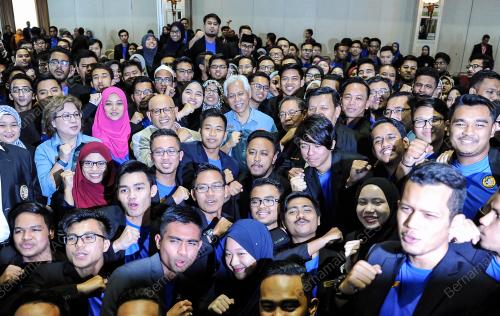 KL52_16072017_PARLIMEN_MAHASISWA
