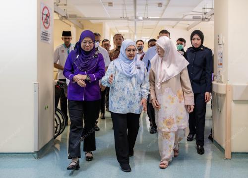 DATUK SERI DR WAN AZIZAHÊWANÊISMAIL