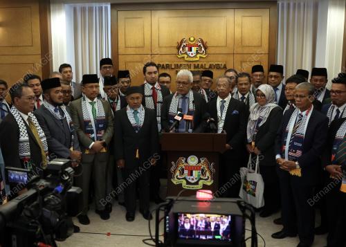DATUK SERI HAMZAH ZAINUDIN