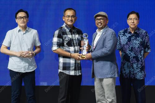 DATUK SERI KHAIRUL DZAIMEE DAUD