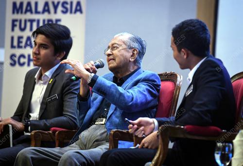 TUN DR MAHATHIR MOHAMAD