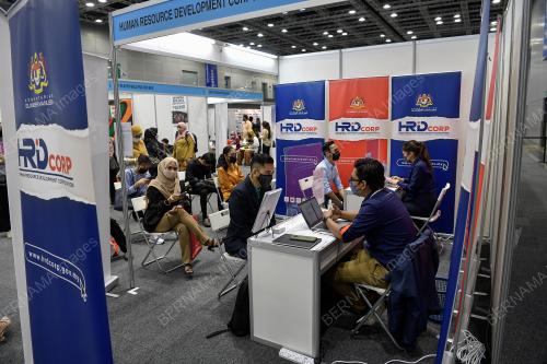 KARNIVAL KERJAYA JAMIN KERJA 2022