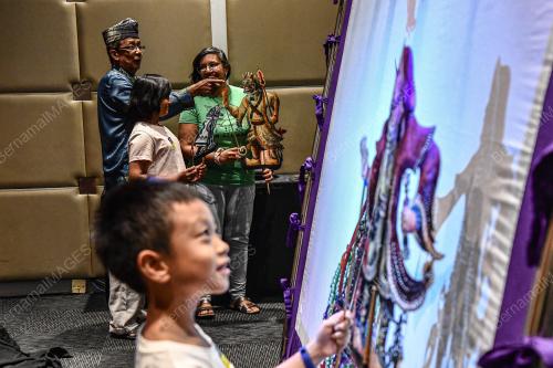 WAYANG KULIT STAR WARS