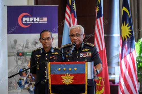 TAN SRI AFFENDI BUANG