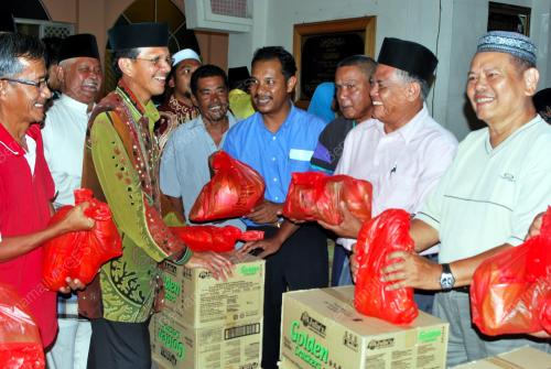 RAJA NONG CHIK RAJA ZAINAL ABIDIN