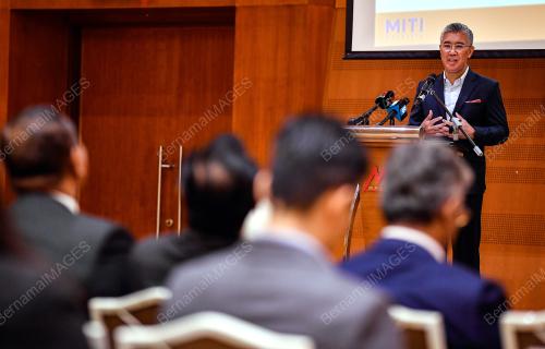 TENGKU DATUK SERI ZAFRUL ABDUL AZIZ