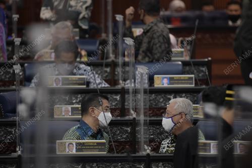 DATUK SERI ISMAIL SABRI YAAKOB