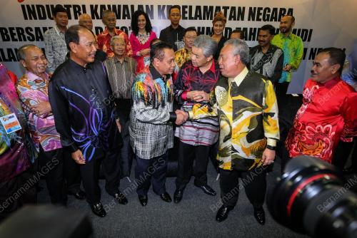 KL52_25112016_TPM