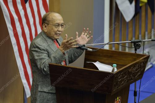 TAN SRI DR RAIS YATIM
