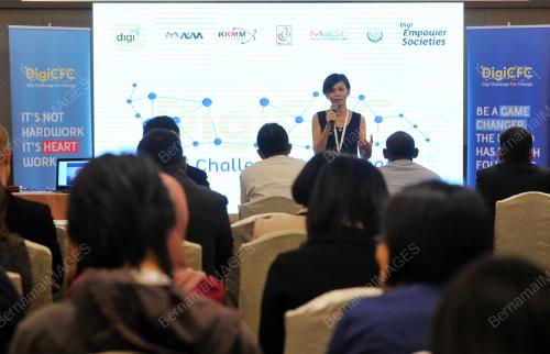 KL52_27082015_KL_CONVERGE