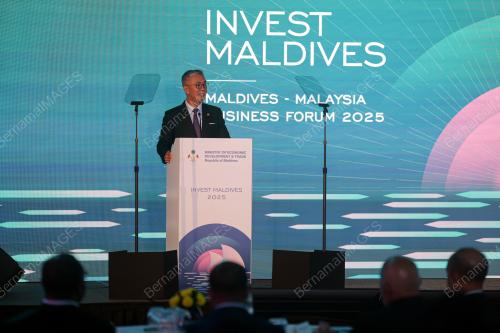 TENGKU DATUK SERI ZAFRUL ABDUL AZIZ