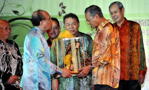 KL52_28092013_IISM