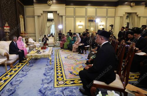 AL-SULTAN ABDULLAH RI'AYATUDDIN AL-MUSTAFA BILLAH SHAH