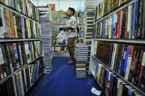 KL52_29042017_PESTA_BUKU