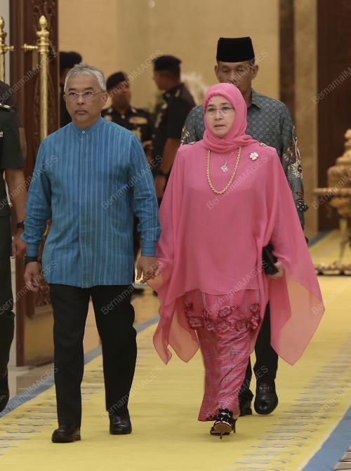 AL-SULTAN ABDULLAH RI'AYATUDDIN AL-MUSTAFA BILLAH SHAH