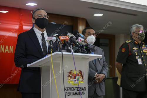 DATUK SERI HISHAMMUDDIN TUN HUSSEIN
