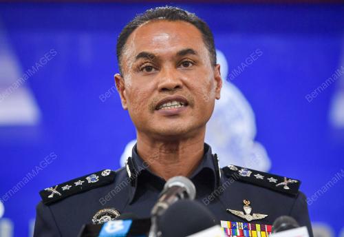 DATUK AZRY AKMAR AYOB