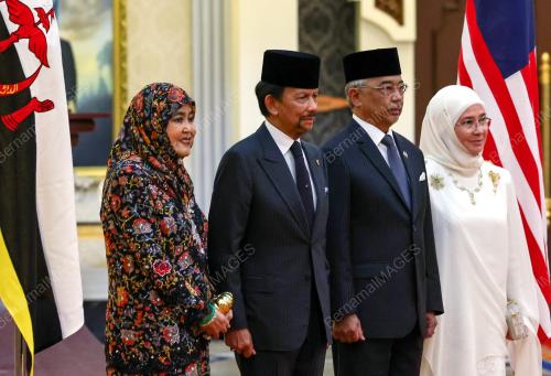 AL-SULTAN ABDULLAH RI'AYATUDDIN AL-MUSTAFA BILLAH SHAH