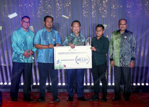 DATUK SERI ALEXANDER NANTA LINGGI