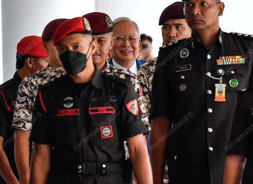 DATUK SERI NAJIB TUN RAZAK