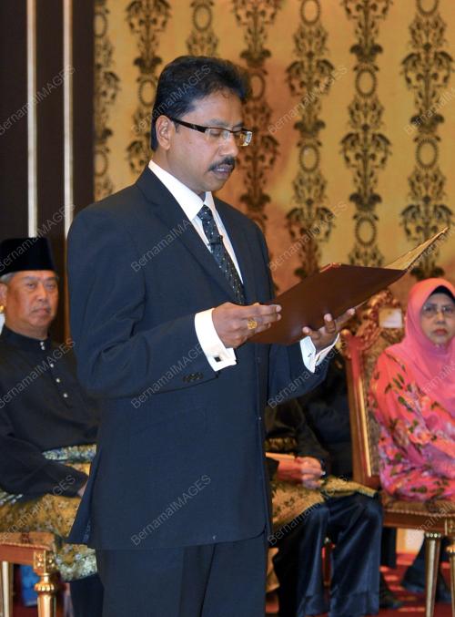 KL53_05062013_ANGKAT_SUMPAH
