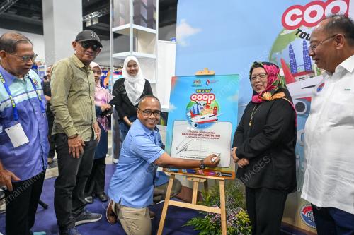 LEFTENAN JENERAL (B) DATUK AHMAD NORIHAN JALAL