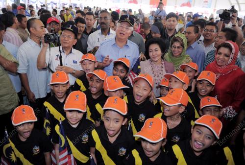 KL53_06012012_PM_LANCAR