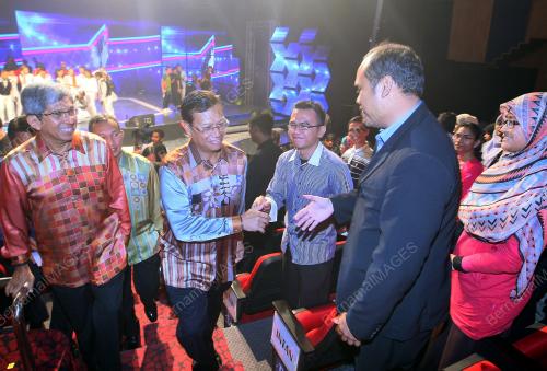 DATUK SERI AHMAD SHABERY CHEEK