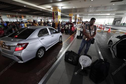 TINJAUAN BALIK KAMPUNG