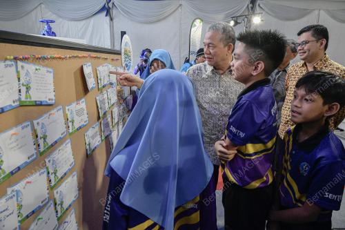 DATUK SERI FADILLAH YUSOF