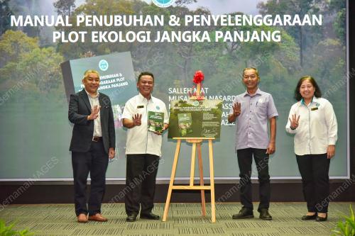 DATUK DR ISMAIL PARLAN