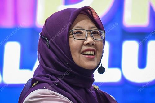 ZALIHA MUSTAFA