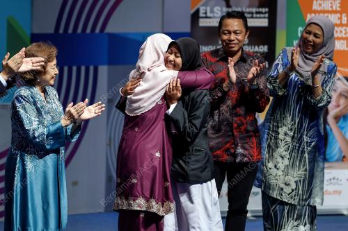 FADHLINA SIDEK