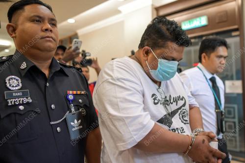 PENGUBAHAN WANG HARAM 5.1 JUTA