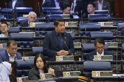 DATUK LUKANISMAN AWANG SAUNI