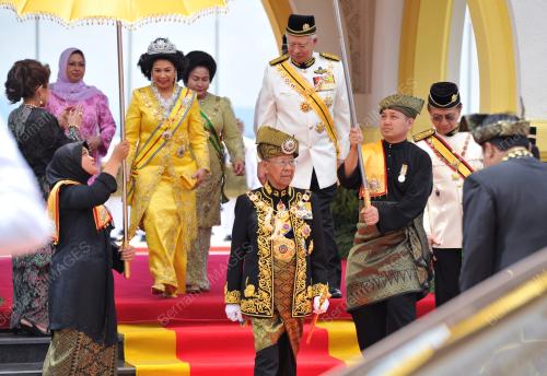 KL53_11042012_AGONG
