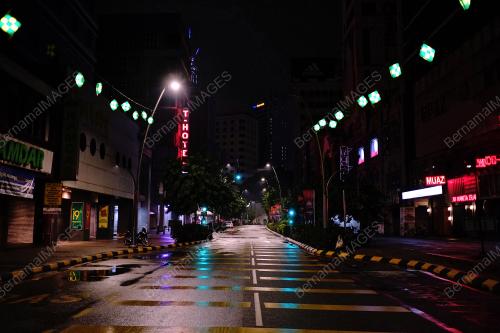 SUASANA MENJELANG AIDILFITRI DI IBU KOTA