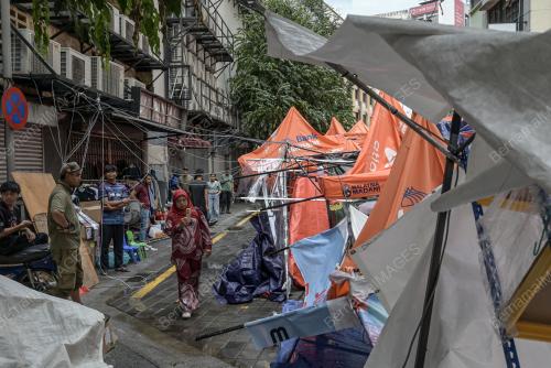 BAZAR RAMADAN RIBUT