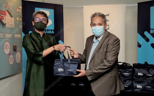 MAJLIS TAJAAN MAKANAN BANK ISLAM