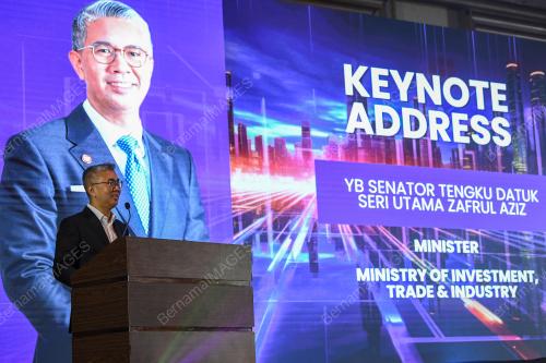 TENGKU DATUK SERI ZAFRUL ABDUL AZIZ