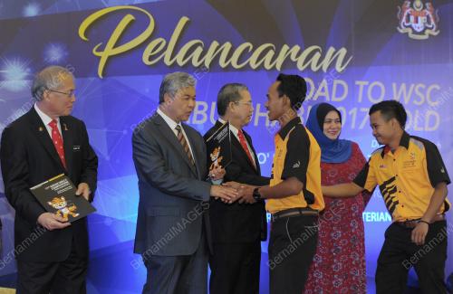 KL53_17042017_ZAHID