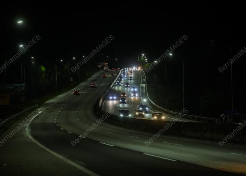 ALIRAN TRAFIK