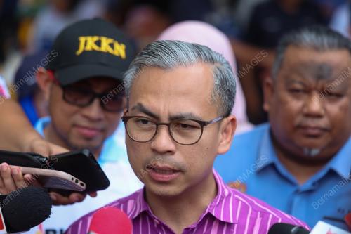 DATUK FAHMI FADZIL