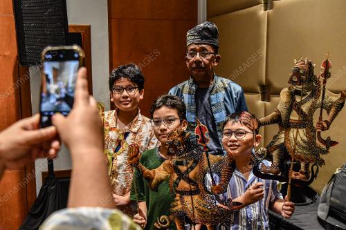 WAYANG KULIT STAR WARS