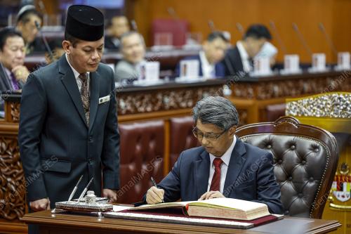 SENATOR DATUK WIRA KOH NAI KWONG