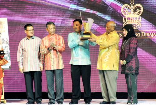 KL53_20062013_TENUN_PAHANG