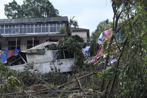 TINJAUAN KEJADIAN TANAH RUNTUH KEMENSAH HEIGHTS