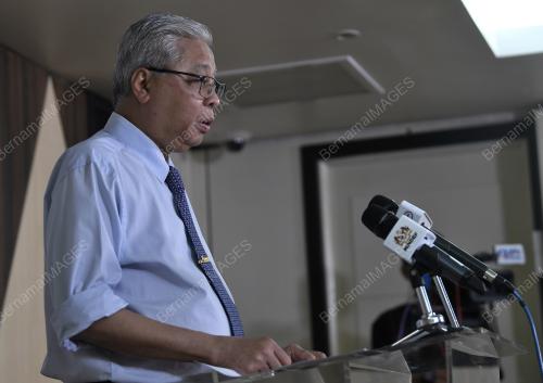 DATUK SERI ISMAIL SABRI YAAKOB