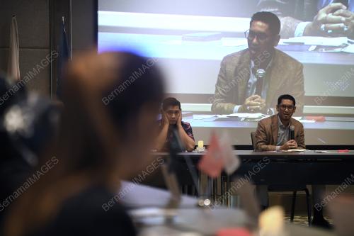 DATUK SERI AHMAD FAIZAL AZUMU
